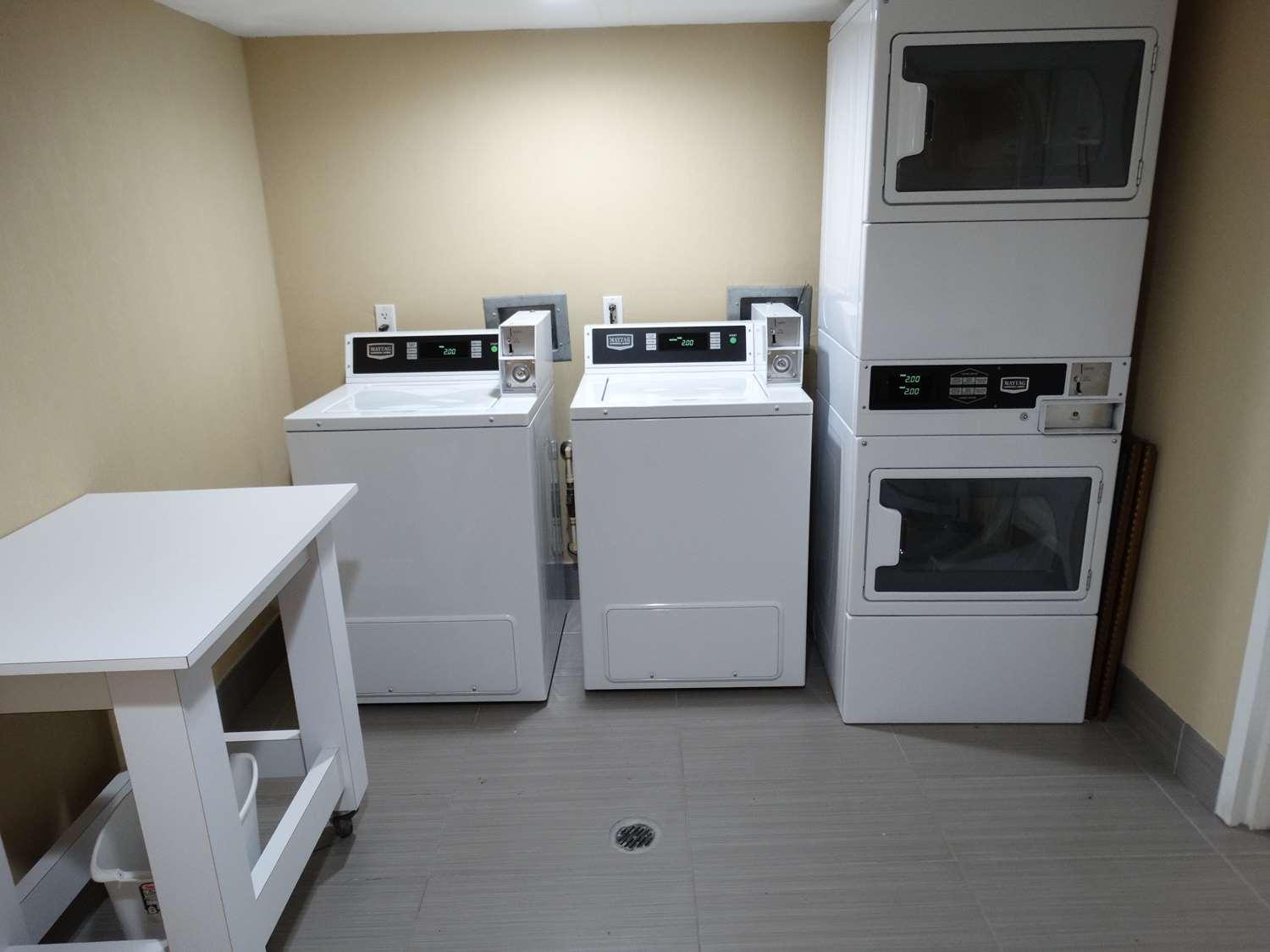 Best Western Plus Orlando Lake Buena Vista South Inn & Suites Киссимми Экстерьер фото
