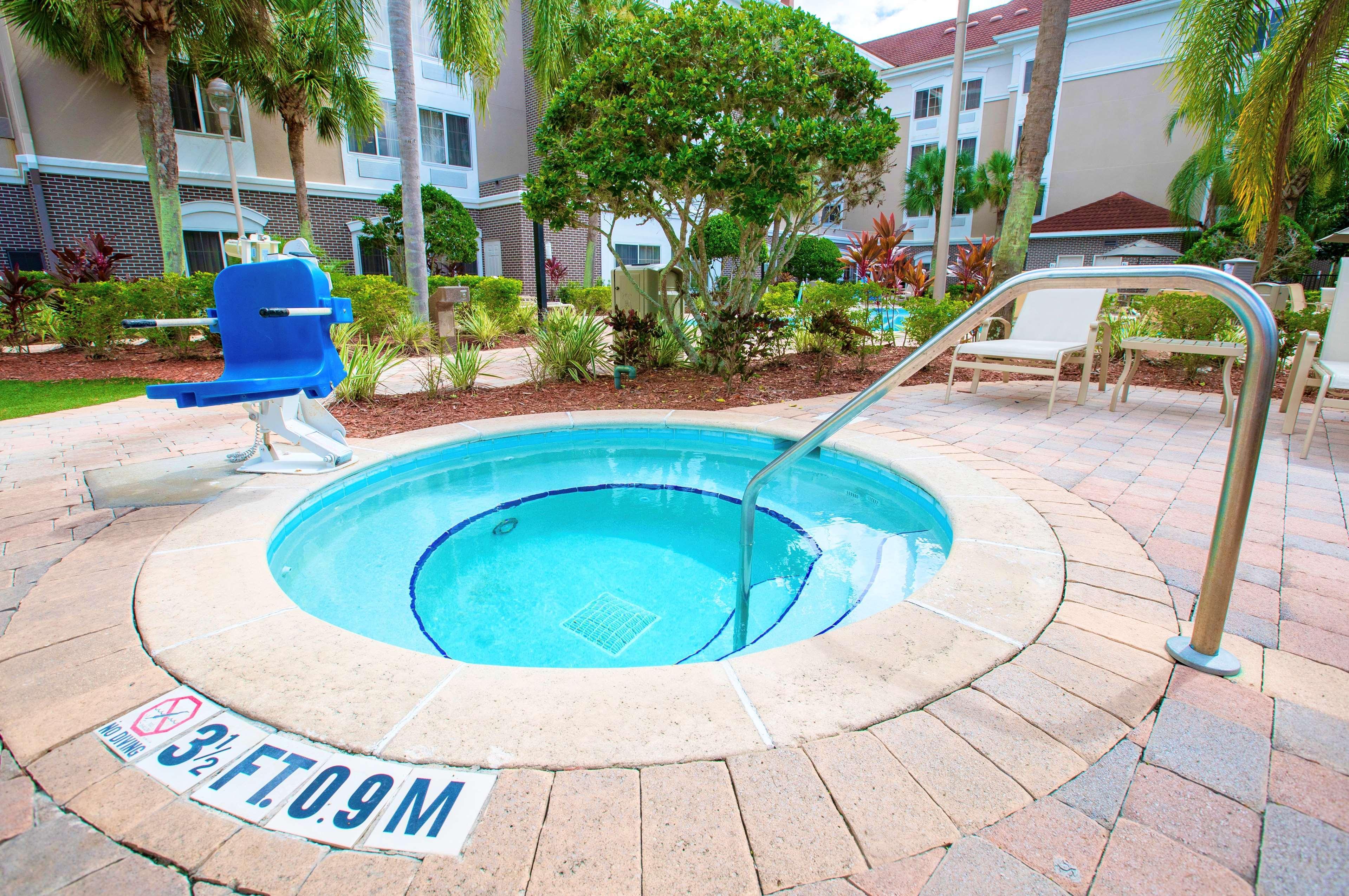 Best Western Plus Orlando Lake Buena Vista South Inn & Suites Киссимми Экстерьер фото